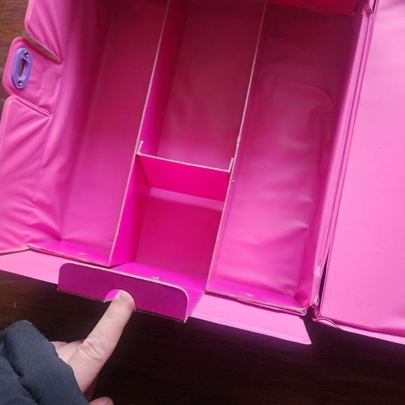 Barbie  - Picture 15 of 16